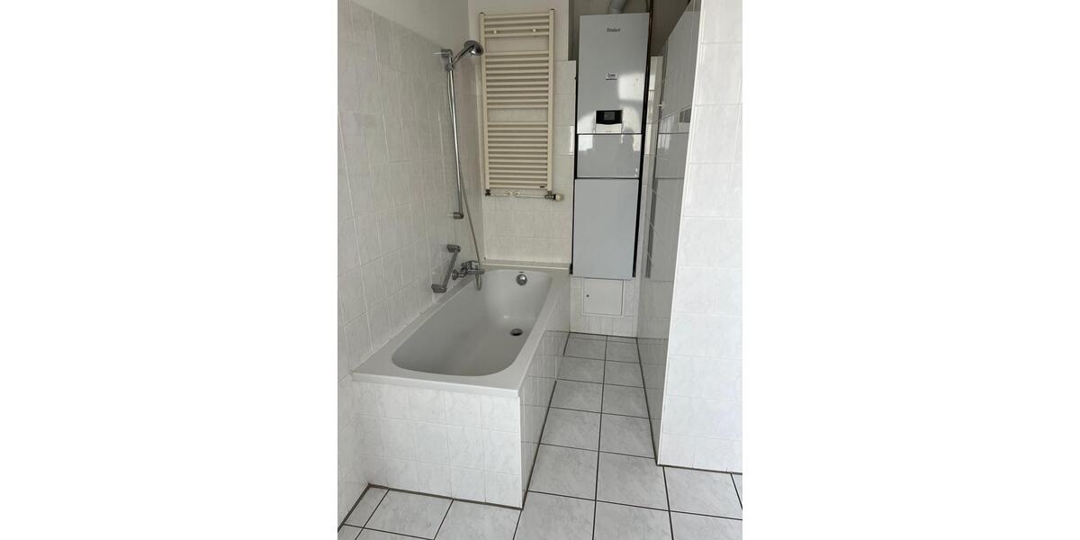 Etagenwohnung Weimar - 3 Zimmer, 120 m&sup2;, 950&euro; | Angebot:26413444