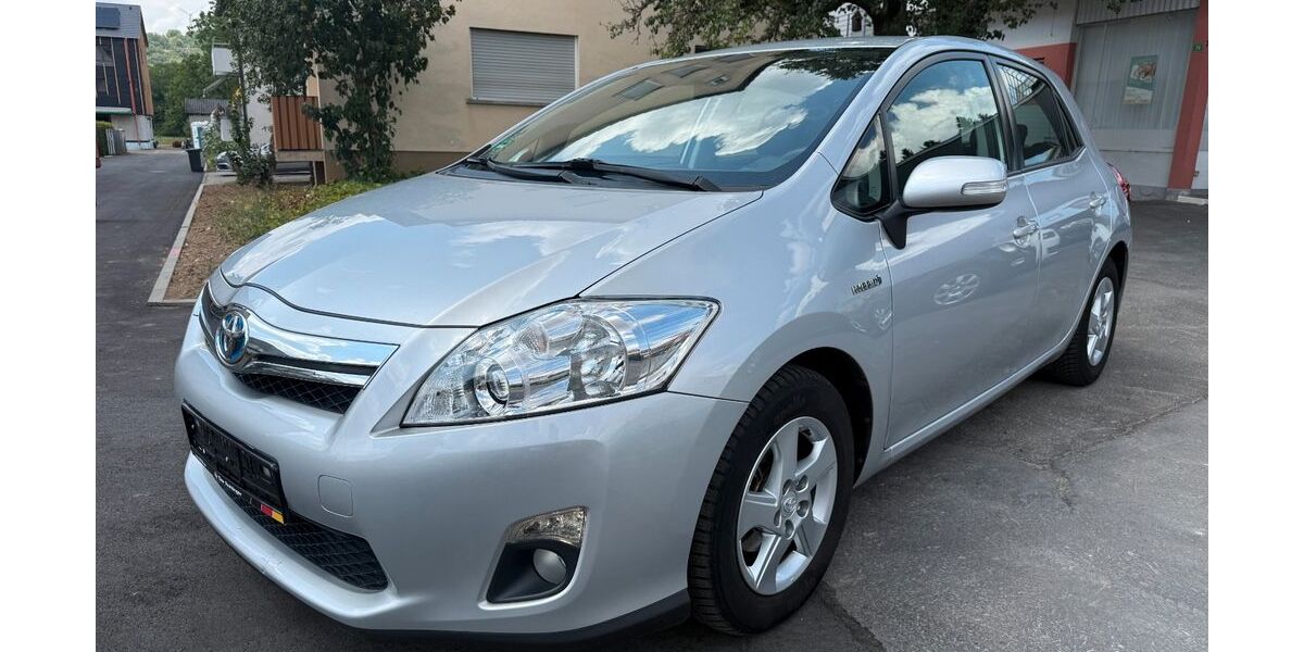 Toyota Auris 127.980 km 8.950 &euro; Veitshöchheim 97209