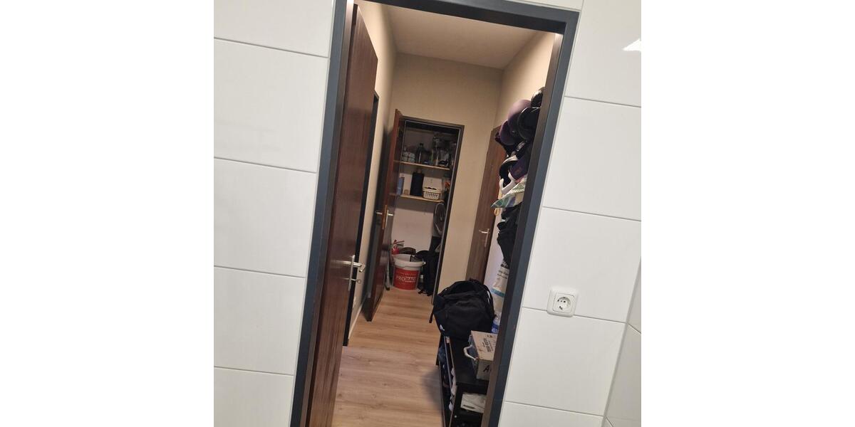 Dachgeschoßwohnung Alsdorf - 1 Zimmer, 33 m&sup2;, 95.000&euro; | Angebot:27082030