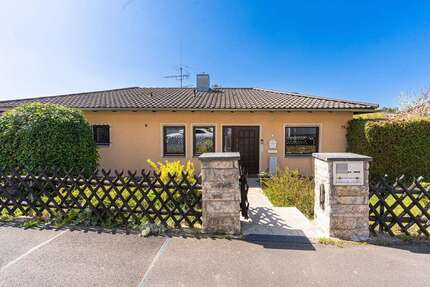 Haus Würzburg Dürrbachau - 8 Zimmer, 208 m&sup2;, 2.700&euro; | Angebot:26171105