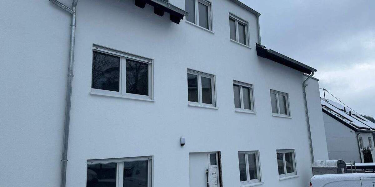 Etagenwohnung Aach Hohensonne - 3 Zimmer, 102 m&sup2;, 1.150&euro; | Angebot:26346023