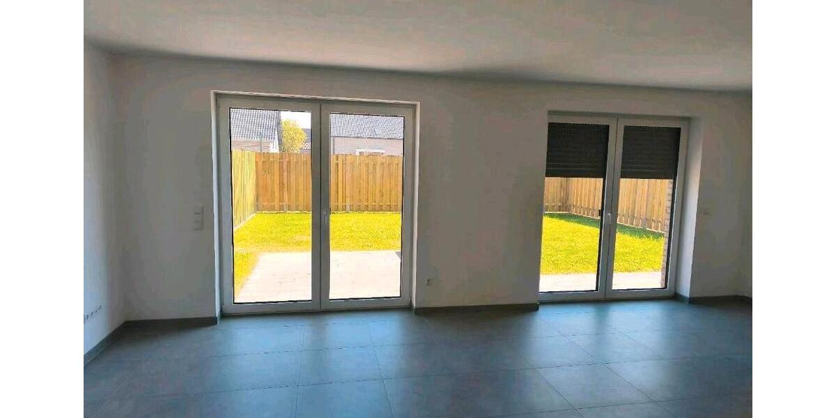 Doppelhaushälfte Weeze - 4 Zimmer, 138 m&sup2;, 1.575&euro; | Angebot:26268366
