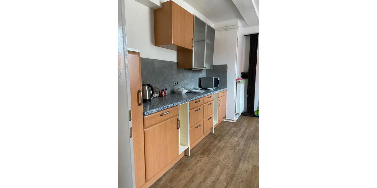Reihenhaus Dransfeld - 7 Zimmer, 180 m&sup2;, 1.000&euro; | Angebot:26310075