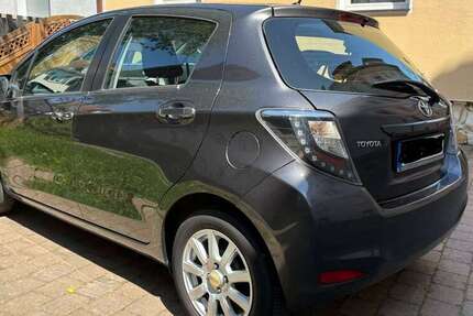 Toyota Yaris 116.037 km 7.500 &euro; Stuttgart, Landeshauptstadt 70329