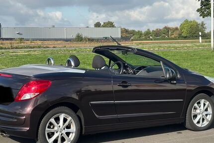 Peugeot 207 71.800 km 5.499 &euro; Köln 51147