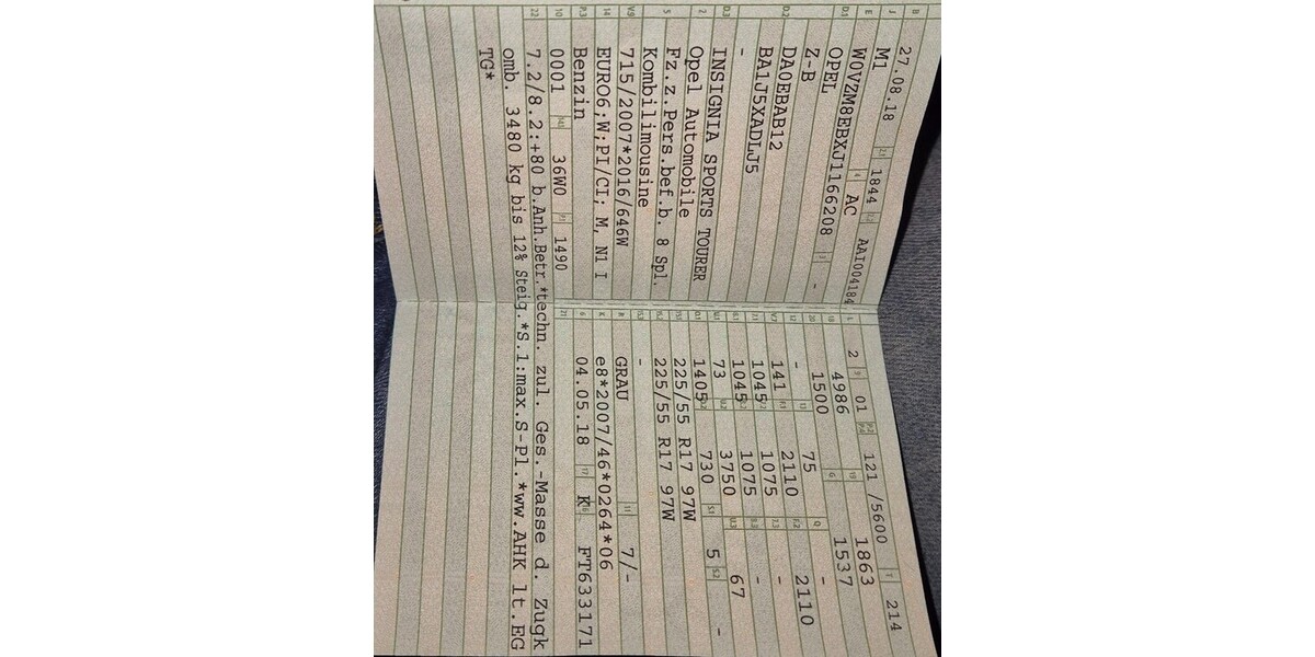 Opel Insignia Sports Tourer 52.000 km 18.000 &euro; Gera 07545