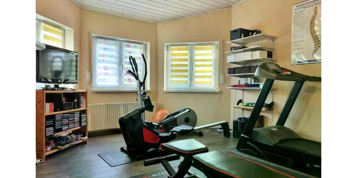 Einfamilienhaus Schotten - 8 Zimmer, 270 m&sup2;, 369.000&euro; | Angebot:24572823