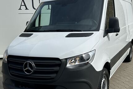 Mercedes-Benz Sprinter 17.325 km 36.950 &euro; Krefeld 47805