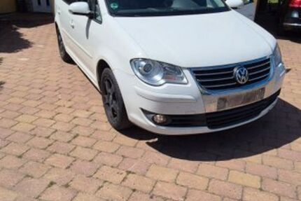 VW Touran 310.221 km 2.200 &euro; Oberschwarzach 97516
