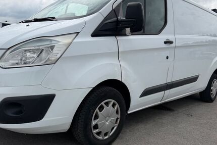 Ford Transit Custom 247.589 km 6.950 &euro; Puchheim 82178