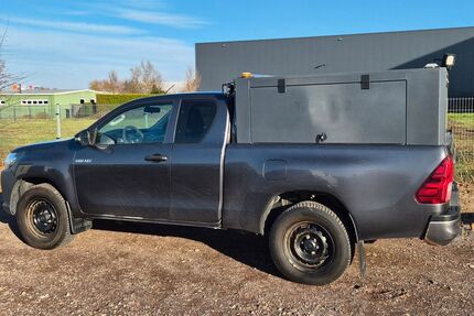 Toyota Hilux 292.000 km 17.900 &euro; Stahnsdorf 14532