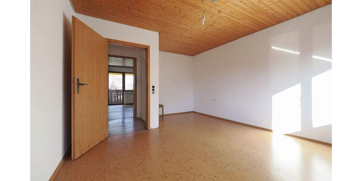Mehrfamilienhaus, Wohnhaus Ertingen - 7 Zimmer, 195 m&sup2;, 450.000&euro; | Angebot:25821293