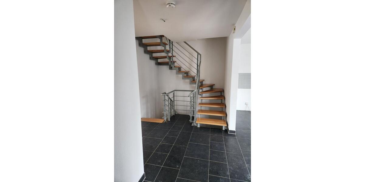 Reihenhaus Burgdorf - 4 Zimmer, 143 m&sup2;, 1.225&euro; | Angebot:25452578