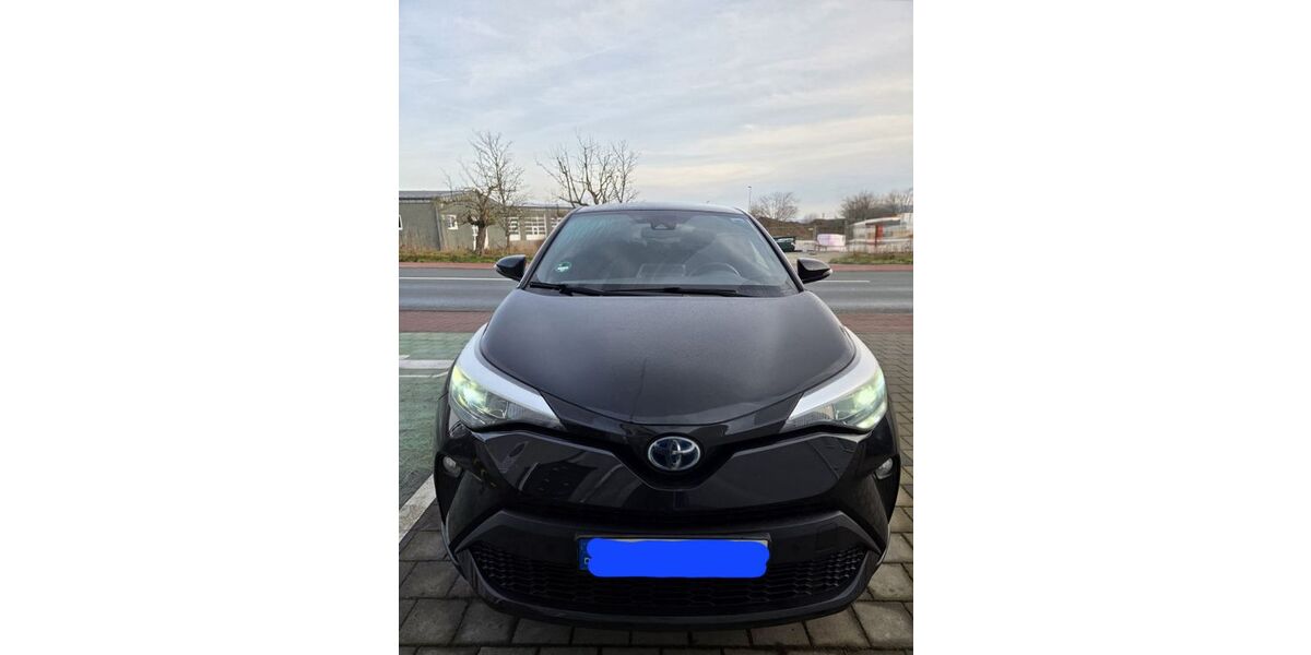 Toyota C-HR 25.832 km 22.000 &euro; Usingen 61250
