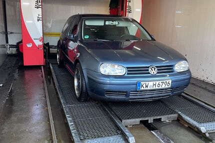 VW Golf 388.000 km 2.150 &euro; Schönefeld 12529