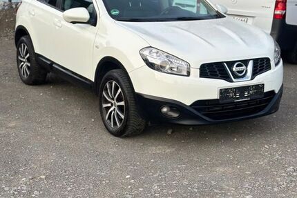 Nissan Qashqai 188.400 km 6.900 &euro; Overath 51491