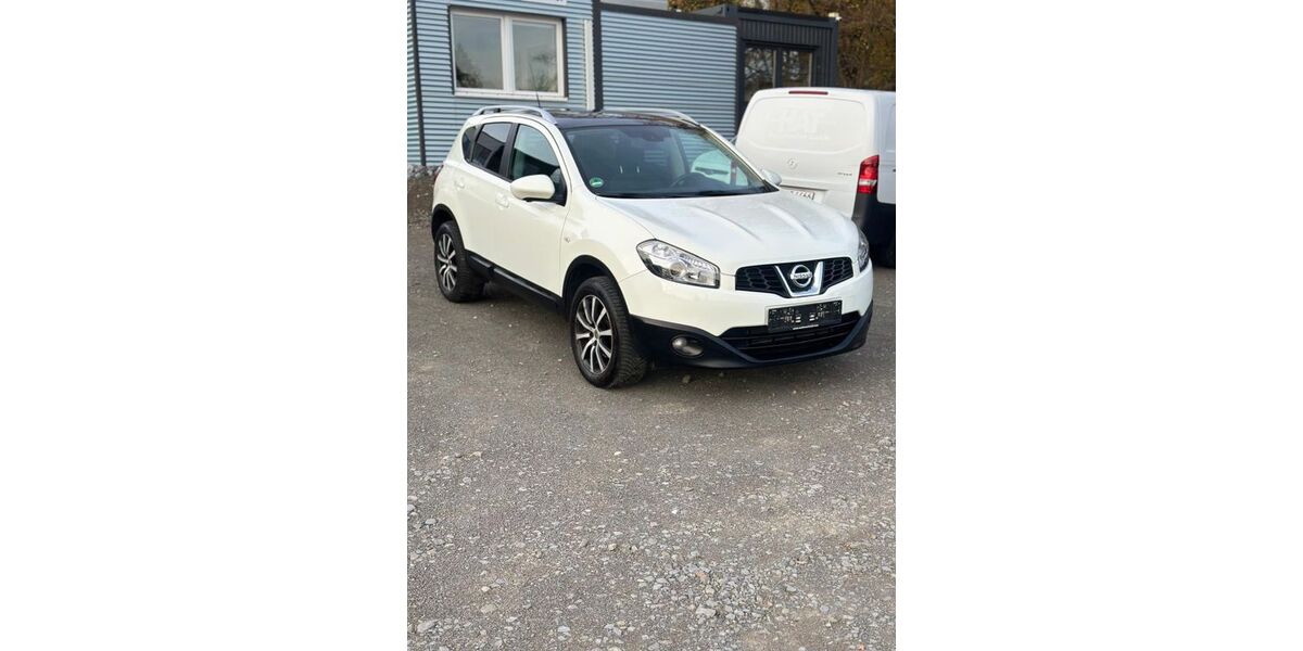 Nissan Qashqai 188.400 km 6.900 &euro; Overath 51491
