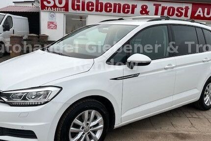 VW Touran 182.100 km 15.900 € Demmin 17109