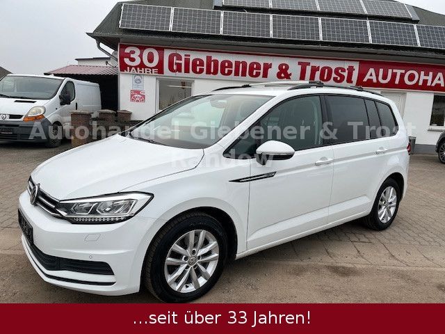 VW Touran 182.100 km 15.900 € Demmin 17109