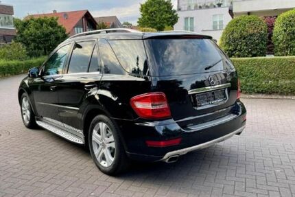 Mercedes-Benz ML 350 206.500 km 7.000 &euro; Molbergen 49696