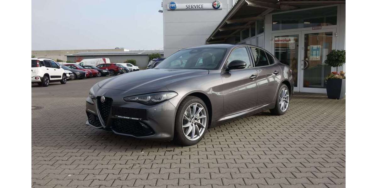 Alfa Romeo Giulia 26.000 km 41.990 &euro; Reichenberg 97234
