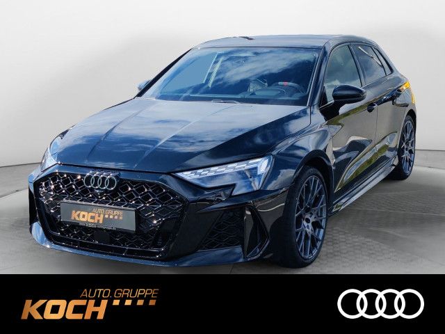 Audi RS3 2.100 km 75.390 &euro; Schwäbisch Hall 74523