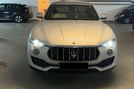 Maserati Levante 55.000 km 37.500 € Neustadt-Glewe 19306