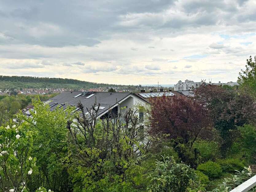 Haus zum Kaufen in Stuttgart 649.000 € 151.47 m²