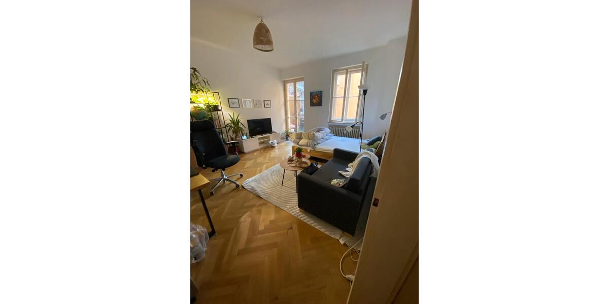 5-Zimmerwohnung in Würzburg Stadtmitte ab 1.4.26 zu vermieten 5 zimmer