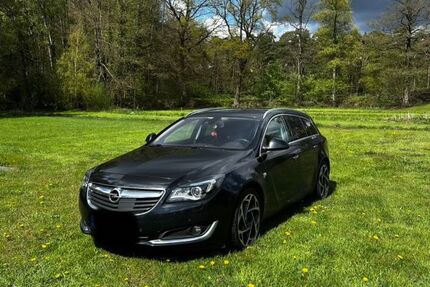 Opel Insignia 168.500 km 7.900 &euro; Schloß Holte-Stukenbrock 33758