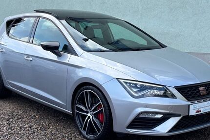 Seat Leon 87.077 km 21.490 &euro; Lauter-Bernsbach 08315
