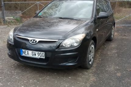Hyundai i30 141.000 km 3.200 &euro; Weigenheim 97215