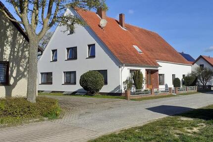 Haus Bad Essen - 7 Zimmer, 200 m&sup2;, 455.000&euro; | Angebot:26049186