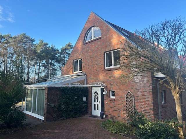 Einfamilienhaus Lüneburg Ebensberg - 5 Zimmer, 130 m&sup2;, 1.700&euro; | Angebot:25393575