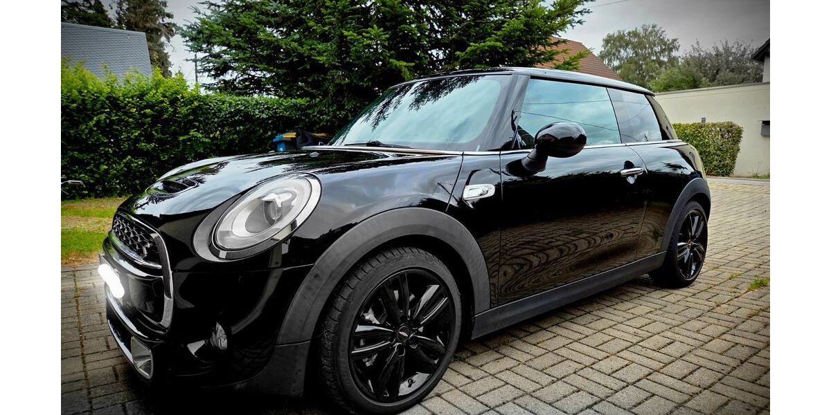 Mini Cooper S 96.000 km 14.900 &euro; Neukirchen 09221