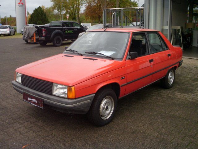 Renault R 9 75.050 km 5.990 &euro; Blomberg 32825