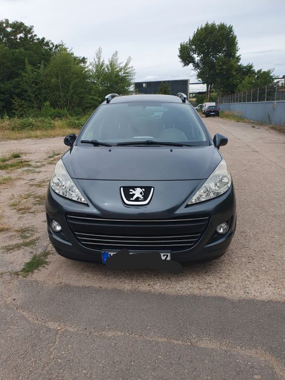 Peugeot 207 164.000 km 1.600 € Halle (Saale) 06124