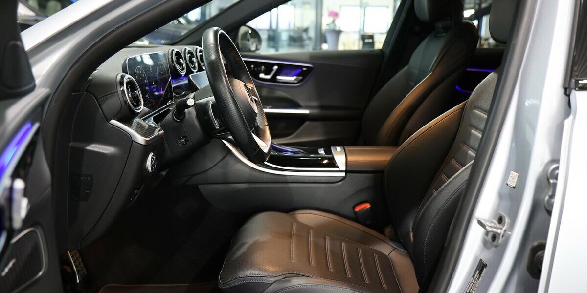 Mercedes-Benz C 220 d T AMG-LINE SPORT NIGHT / LED,LEDER-SPORT 80.000 km 30.991 &euro; Hamm 59077