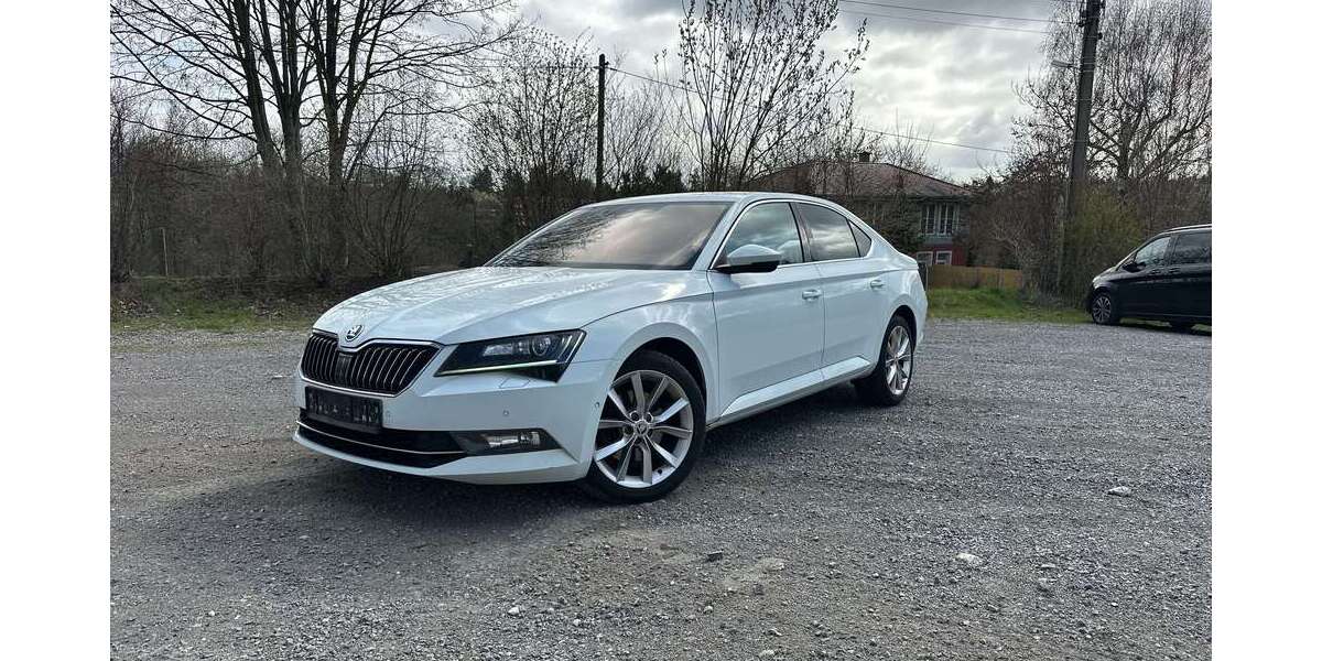 Skoda Superb 380.000 km 7.790 &euro; Dresden 01157