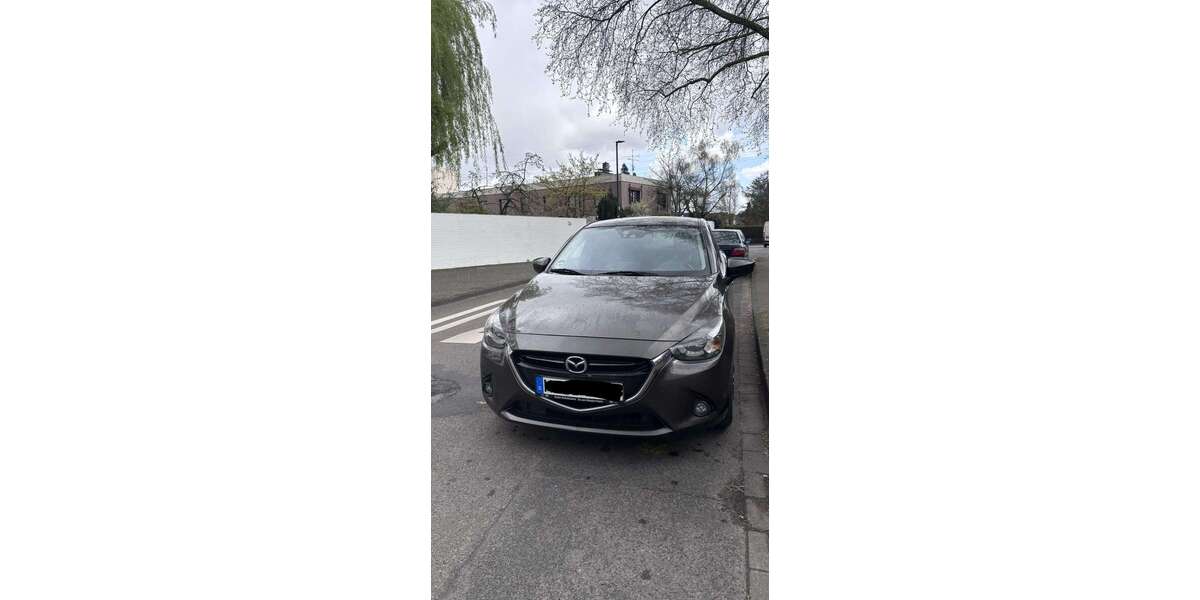 Mazda 2 179.000 km 6.800 &euro; Düsseldorf, Stadt 40229