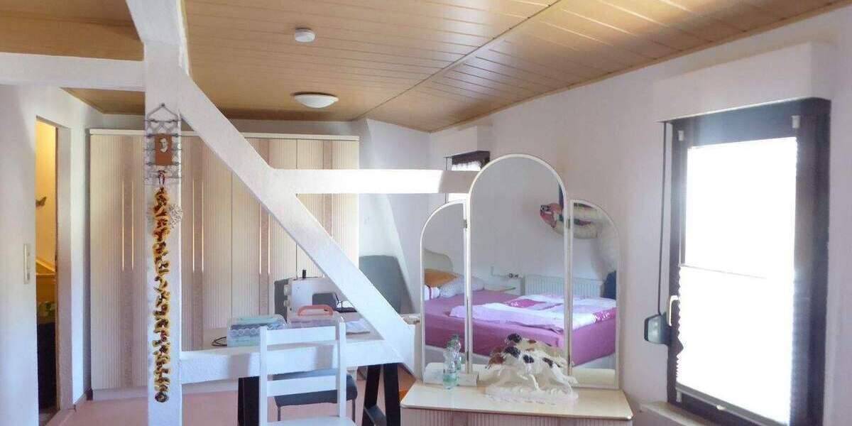 Mehrfamilienhaus, Wohnhaus Unterwellenborn Könitz - 4 Zimmer, 125 m&sup2;, 110.000&euro; | Angebot:25660574