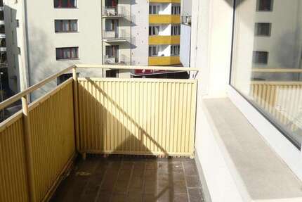 Wohnung zum Mieten in Frankfurt am Main 950 € 66.01 m² 2 zimmer