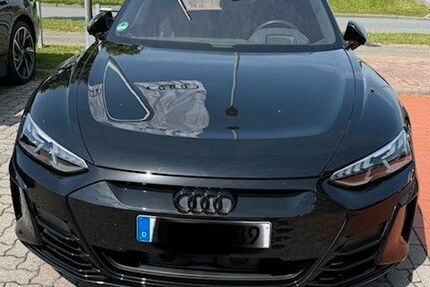 Audi RS e-tron GT 41.100 km 60.000 &euro; Ostenfeld 25872