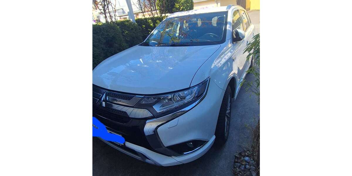 Mitsubishi Outlander 32.000 km 18.500 &euro; Heringsdorf, Ostseebad 17419