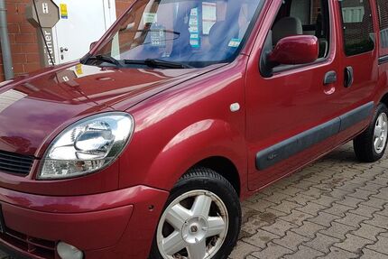 Renault Kangoo 111.000 km 4.490 &euro; Westoverledingen 26810