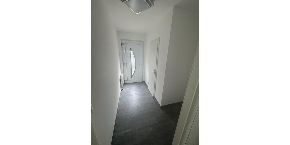 Reihenhaus Essingen - 5 Zimmer, 140 m&sup2;, 400.000&euro; | Angebot:27156393
