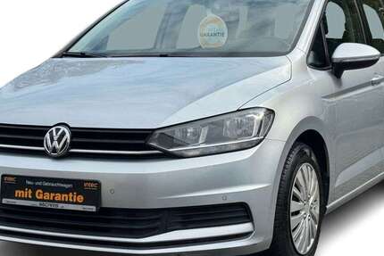 VW Touran 177.380 km 10.980 € Duisburg 47249