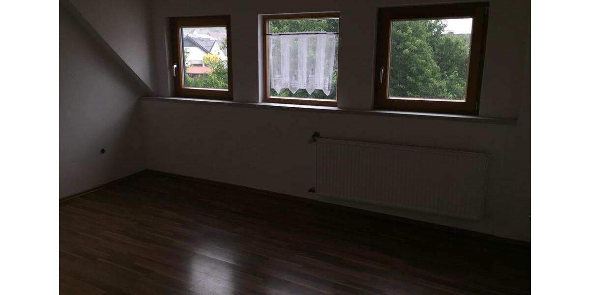 Einfamilienhaus Osann-Monzel Monzel - 5 Zimmer, 160 m&sup2;, 1.000&euro; | Angebot:26096213
