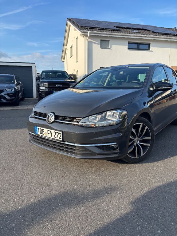 VW Golf 95.000 km 17.000 € Werbach 97956
