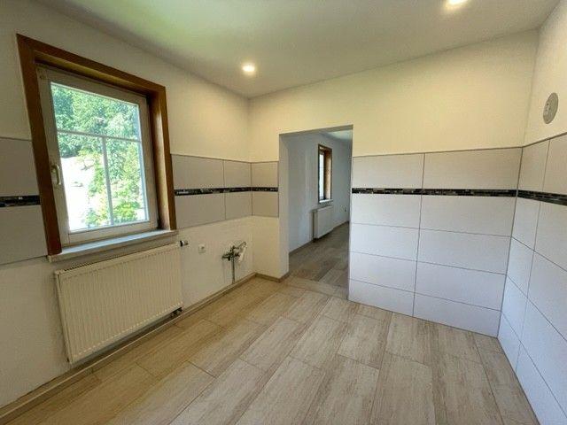 Einfamilienhaus Rudolstadt - 10 Zimmer, 140 m&sup2;, 168.000&euro; | Angebot:26429348